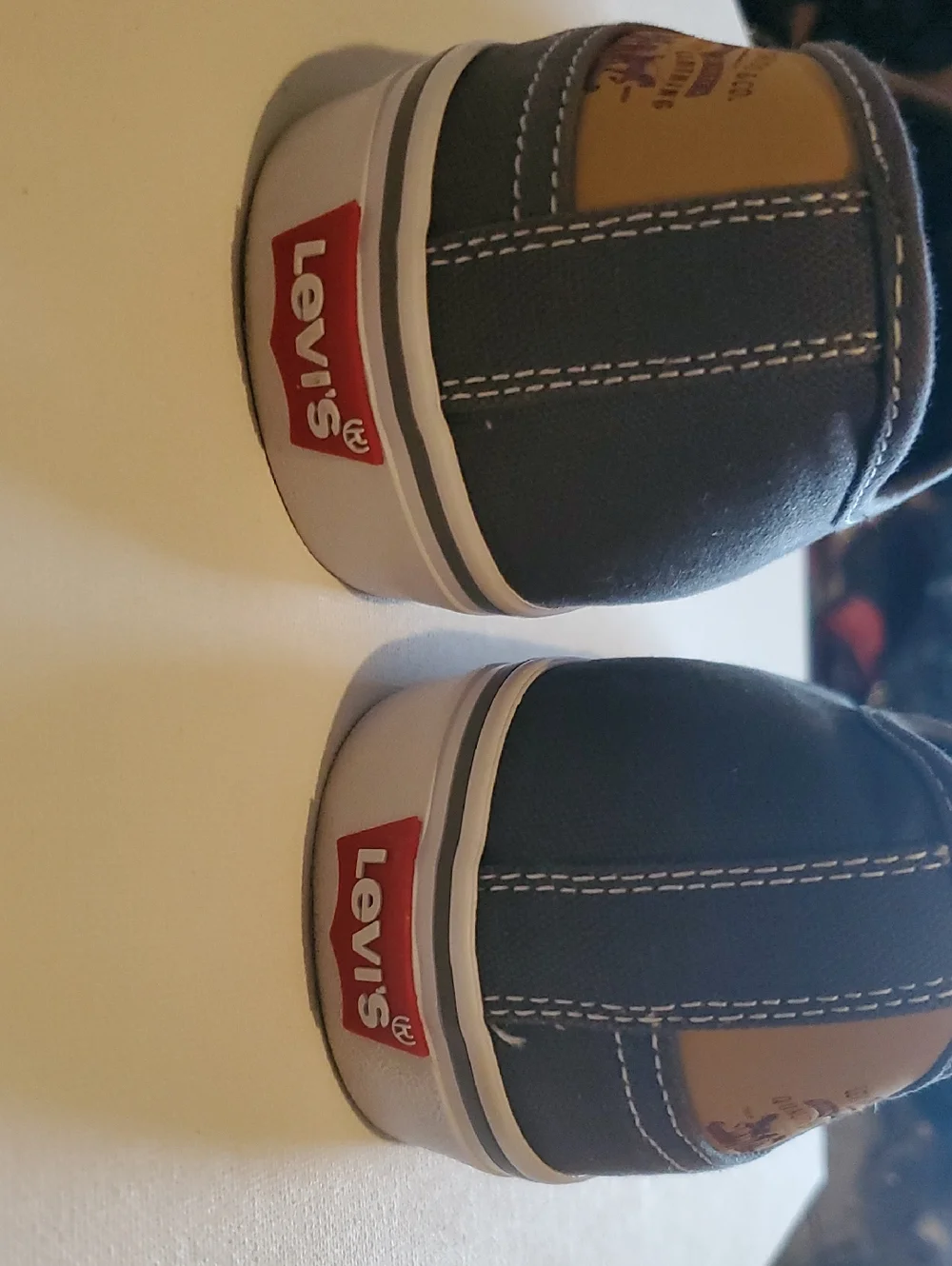 Levis Shoes - Picture 7 of 14